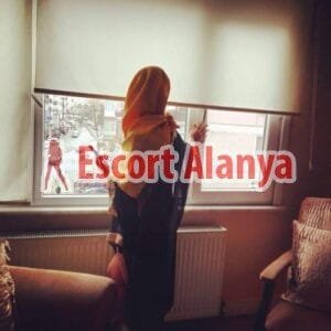 Alanya Türbanlı Escort Peri