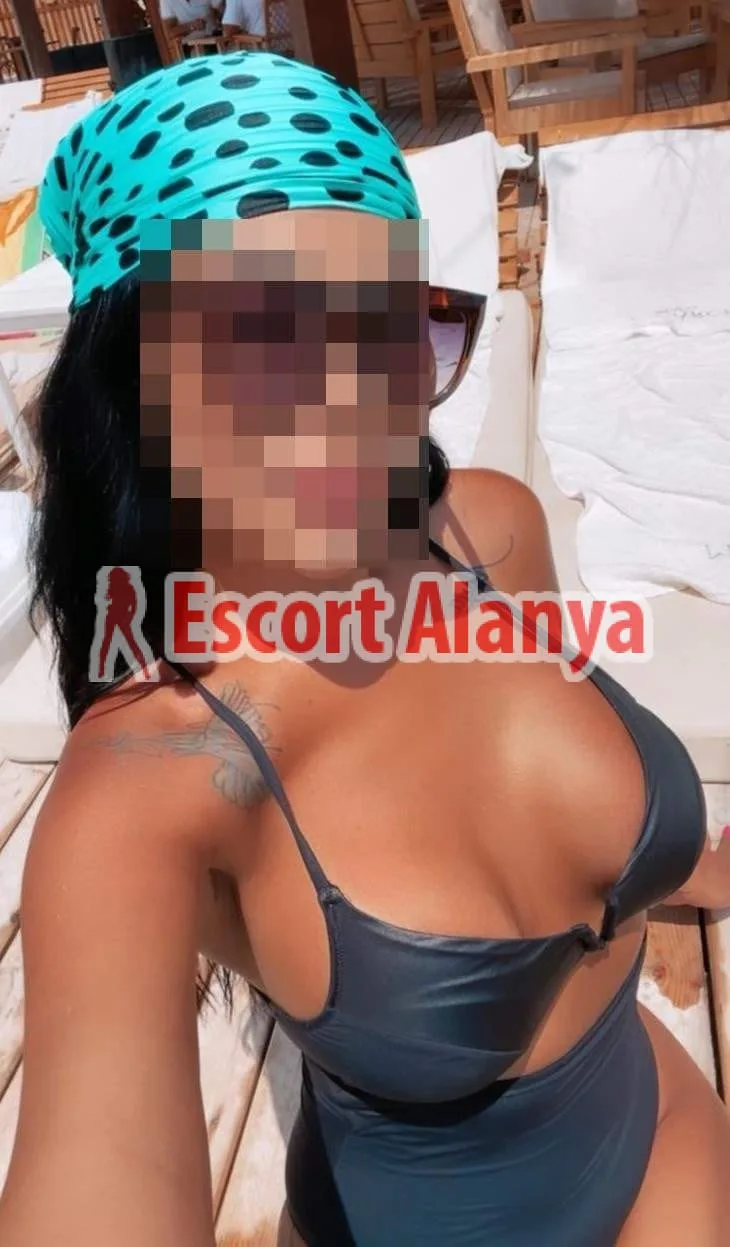 Alanya Kaliteli Escort Kumru