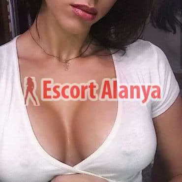 Sevgili Tadında Mahmutlar Escort İle İlişki